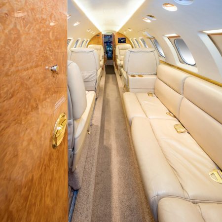 JAFE7698r_14APR23_sm